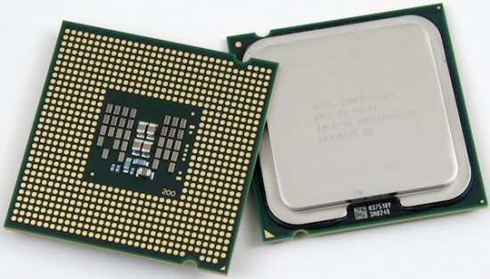 CPU da Intel modelo: Core 2 Quad Q9300 - http://gazettereview.com/wp-content/uploads/2016/01/cpu.png