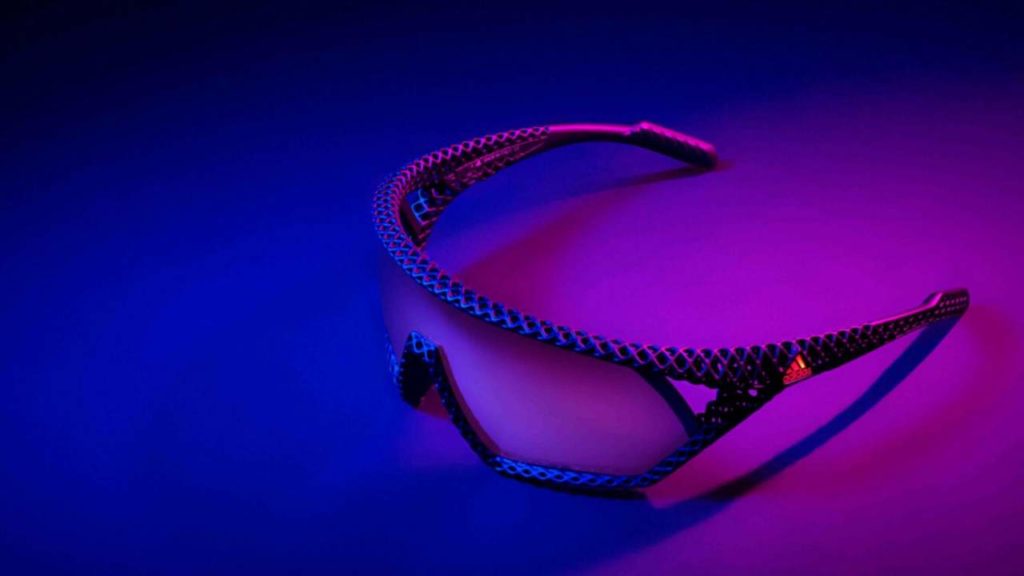 Óculos de sol Adidas impressos em 3D com design moderno e inovador